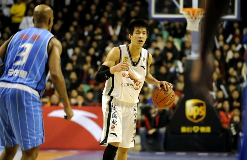 28圈平台包含这也行？广东宏远外线爆发备战欧联冲刺阶段辽宁本钢调整名单以备CBA常规赛，芝加哥公牛围绕NBA常规赛战术微调的词条